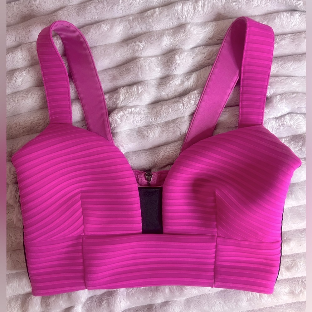💞 Express y2k Era Hot Pink Ribbed Crop Top – Size Small - Barbiecore Summer